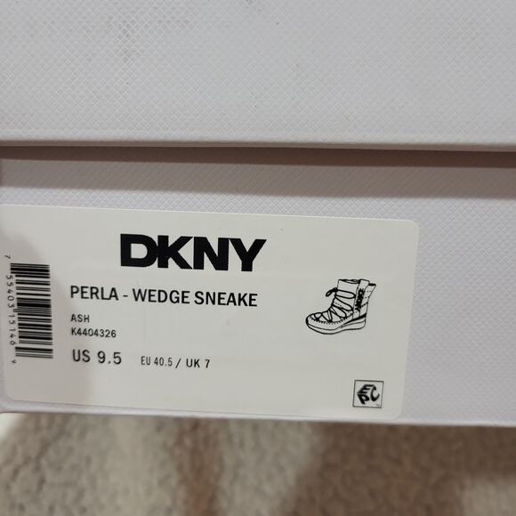 NEW DKNY Women's Perla Wedge Sneaker Boot Heeled   ash  SIZE 9.5 - Picture 7 of 7